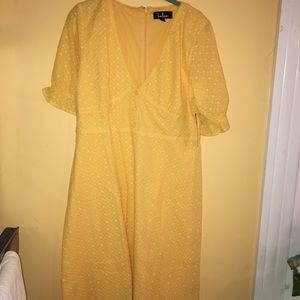 Lulu’s yellow short sleeve A-line dress
